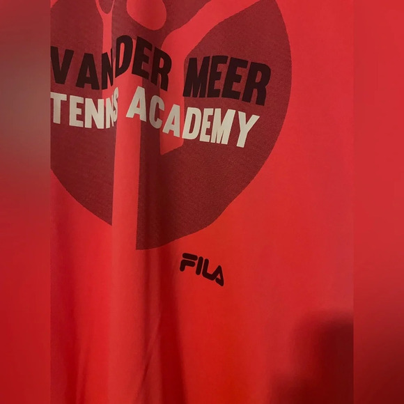 Van Der Meer V Neck - Picture 4 of 5